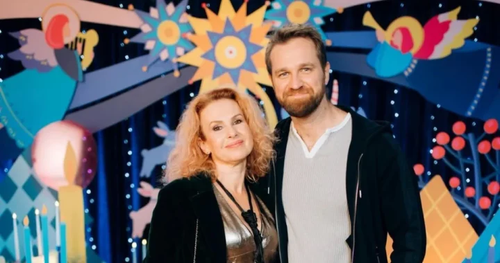 Артемій Єгоров з коханою Оленою Тимковою на святковому заході