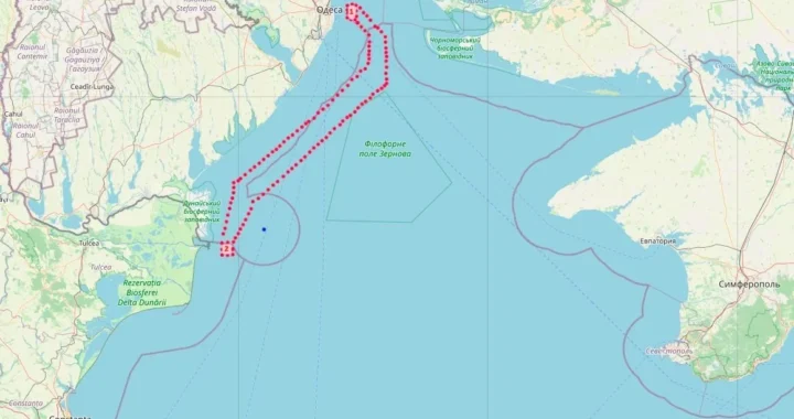 Карта дронової ізоляції Криму з лінією блокади вздовж узбережжя