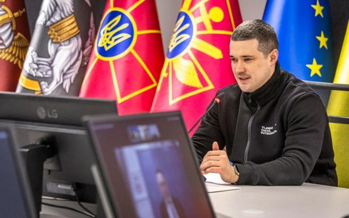 Михайло Федоров коментує умови відстрочки для контрактників ЗСУ