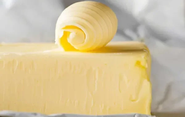 Блок вершкового масла як найкалорійніший продукт на 100 грамів