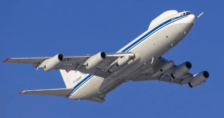 Літак «Судного дня» РФ Ту-214ПУ у польоті після вильоту з Тегерана