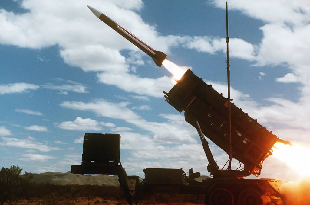 Запуск ракети Patriot з мобільної пускової установки