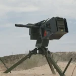 ЗАК-30 Цитадель наводить гармату на дрон у степу