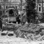 Археологи на розкопках скарбу в Рекополісі під час знахідки 1945 року