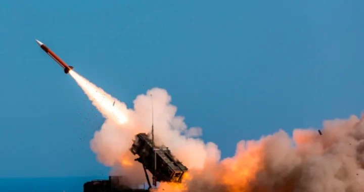 Запуск ракети Patriot після таємної передачі Україні від Польщі