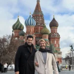 Блогер Алек Надірян з другом на Червоній площі в Москві