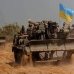 Украинские бронемашины с флагами наступают на Днепропетровщине